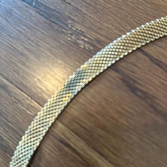 Vintage 80s gold mesh belt with hook buckle - Picture 4 of 6
